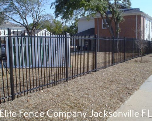 commercial aluminum fencing
